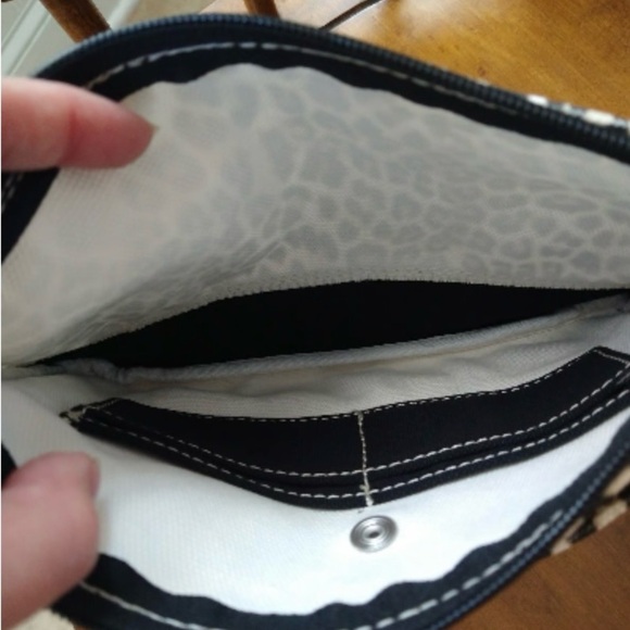 Land's end canvas zipper pouch/wristlet/ 4credit Cards Slots Leopard Print - Picture 5 of 5